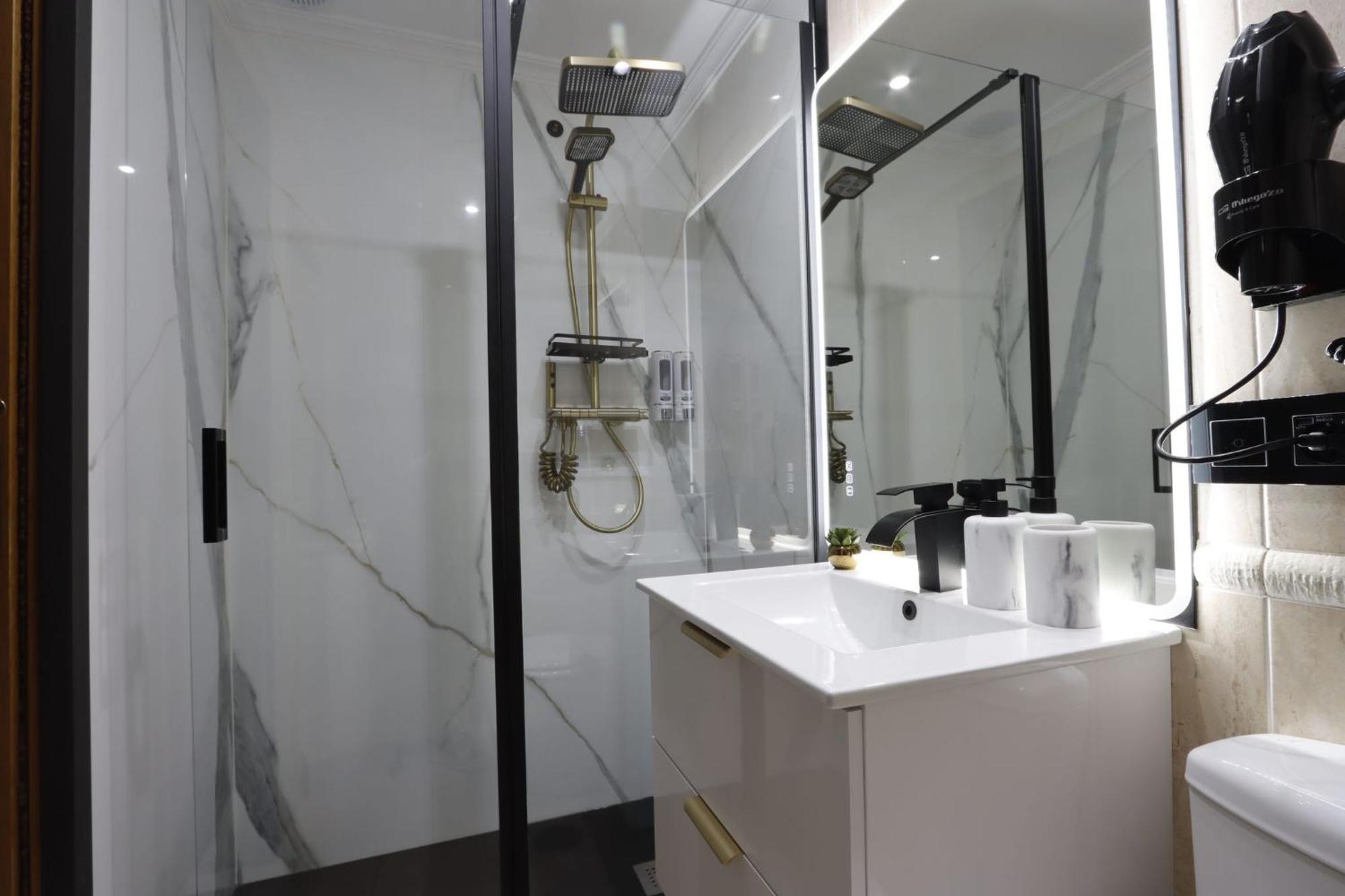 Apartamento Exclusivo Centrico Con Parking Estrella De Ribadeo II Esterno foto